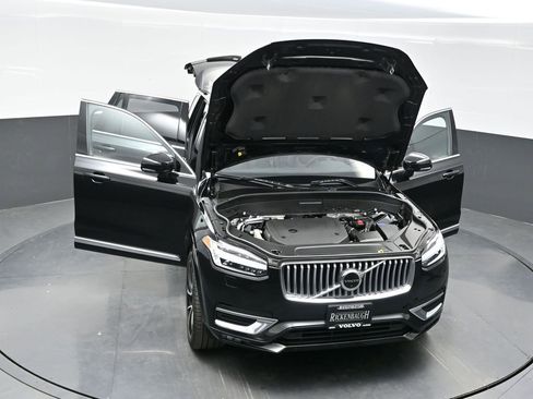 Used 2023 Volvo XC90 B6 Plus AWD/4WD image 38