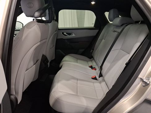 Certified 2026 Land Rover Range Rover Velar Dynamic SE AWD/4WD image 10