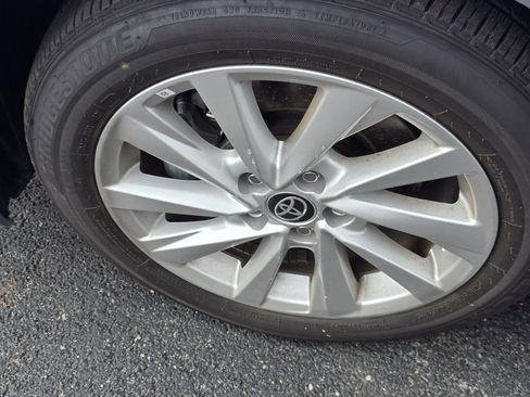 Certified 2023 Toyota Camry LE w/ Convenience Package image 14