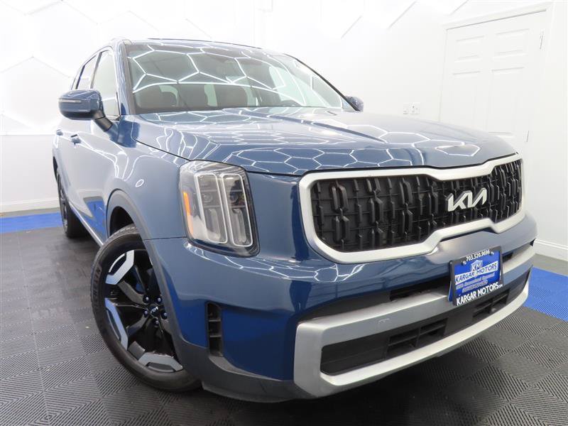 Used 2023 Kia Telluride EX AWD/4WD image 3