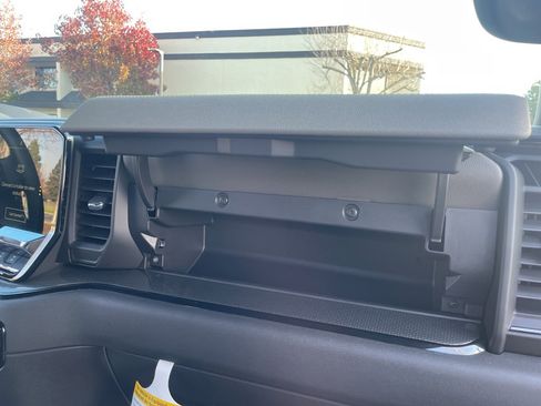 Used 2025 Chevrolet Silverado 1500 ZR2 w/ Technology Package image 76