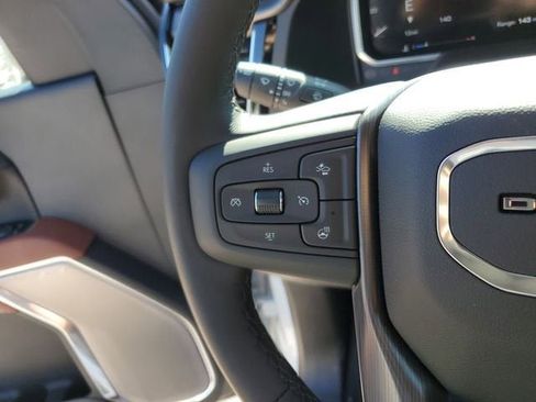 New 2026 GMC Sierra 3500 Denali Ultimate AWD/4WD image 30