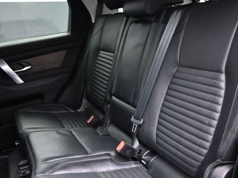 Used 2020 Land Rover Discovery Sport SE AWD/4WD image 18