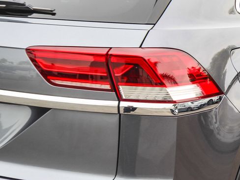 Used 2020 Volkswagen Atlas Cross Sport SEL image 7