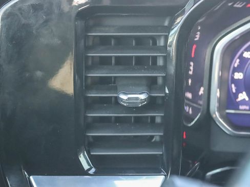 Used 2022 Chevrolet Silverado 1500 LT image 45