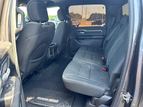 Used 2019 RAM 1500 Big Horn RWD image 12