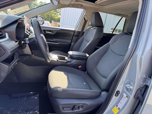 Used 2023 Toyota RAV4 XLE w/ Convenience Package AWD/4WD image 14