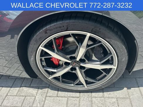 Used 2021 Chevrolet Corvette Stingray Premium Conv w/ Z51 Performance Package RWD image 7
