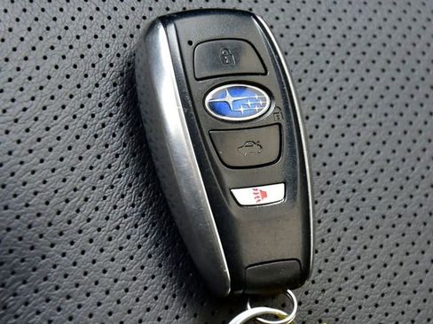 Used 2023 Subaru Ascent Limited w/ Technology Package AWD/4WD image 30