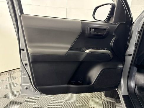 Used 2019 Toyota Tacoma SR5 image 25