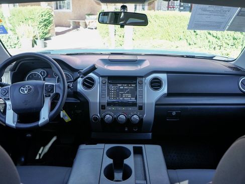 Used 2016 Toyota Tundra SR5 image 25