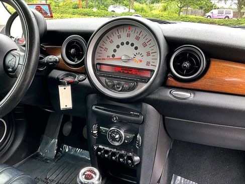 Used 2012 MINI Cooper Hardtop FWD image 25