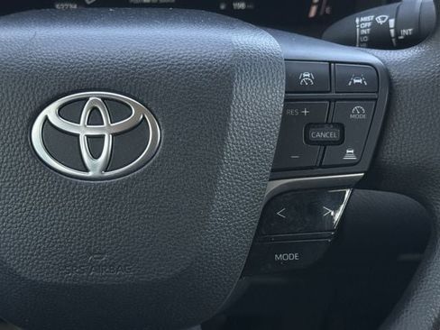 Used 2025 Toyota Camry LE FWD image 15