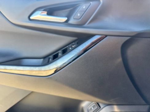Used 2025 Chevrolet Equinox LT w/ Convenience Package II AWD/4WD image 16