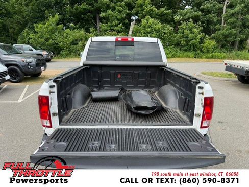 Used 2012 RAM 1500 Laramie AWD/4WD image 9