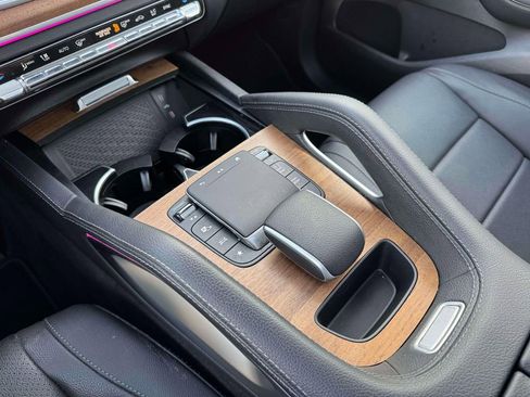 Used 2024 Mercedes-Benz GLE 350 4MATIC image 29