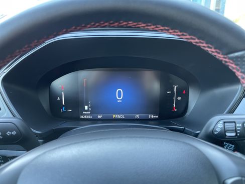 Used 2025 Ford Escape ST-Line image 23