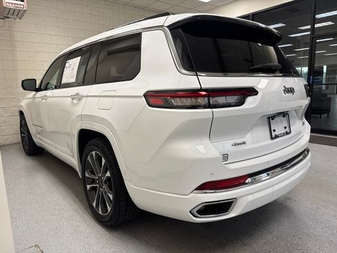 Used 2023 Jeep Grand Cherokee L Overland AWD/4WD image 3