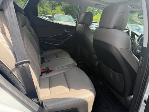 Used 2017 Hyundai Santa Fe Sport w/ 2.4L Tech Package 04 FWD image 17