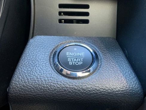 Used 2022 Ford F350 Platinum AWD/4WD image 23