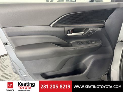 New 2026 Toyota Grand Highlander AWD Hybrid image 13