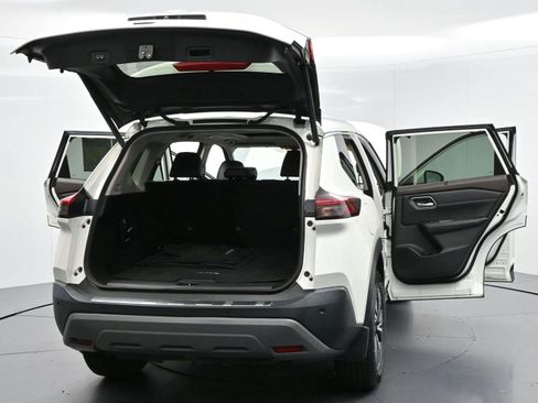 Used 2021 Nissan Rogue SV w/ Premium Package AWD/4WD image 43