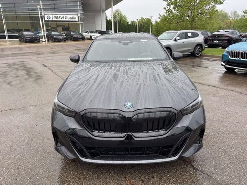 New 2026 BMW 550e xDrive AWD/4WD image 2