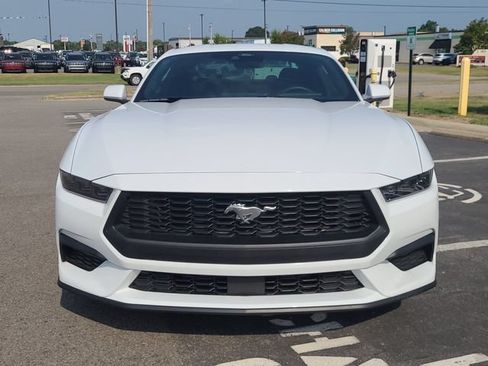 Certified 2025 Ford Mustang Coupe RWD image 2