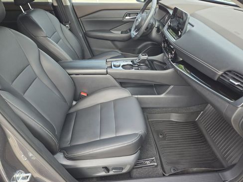 Used 2023 Nissan Rogue SL w/ SL Premium Package AWD/4WD image 17