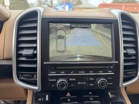 Used 2011 Porsche Cayenne AWD/4WD image 20