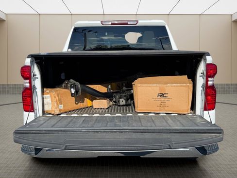 Used 2020 Chevrolet Silverado 1500 LT image 15