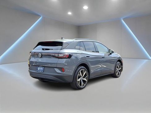 Used 2023 Volkswagen ID.4 Pro S image 5