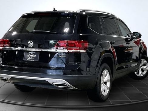 Used 2018 Volkswagen Atlas SE AWD/4WD image 2