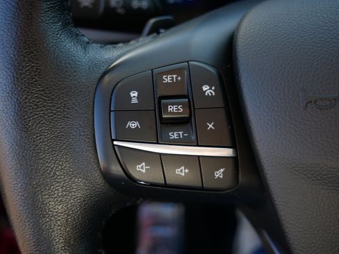 Used 2020 Ford Escape Titanium AWD/4WD image 28