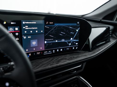 New 2025 Audi Q5 2.0T Premium Plus image 12