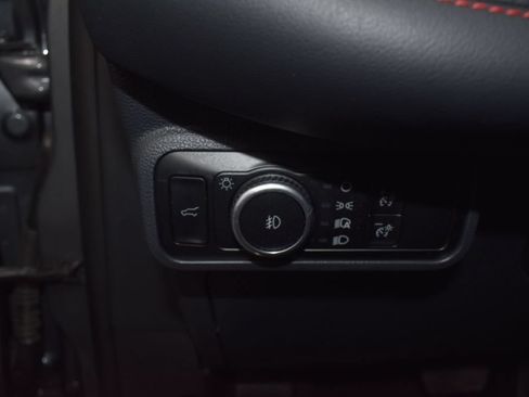 Used 2025 Ford Explorer ST-Line w/ ST-Line Street Pack AWD/4WD image 18