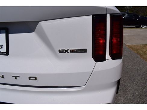 Used 2021 Kia Sorento EX w/ Panoramic Sunroof Package FWD image 44