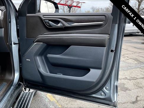 Used 2021 GMC Yukon Denali w/ Denali Premium Package image 28