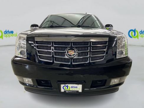 Used 2013 Cadillac Escalade AWD image 15