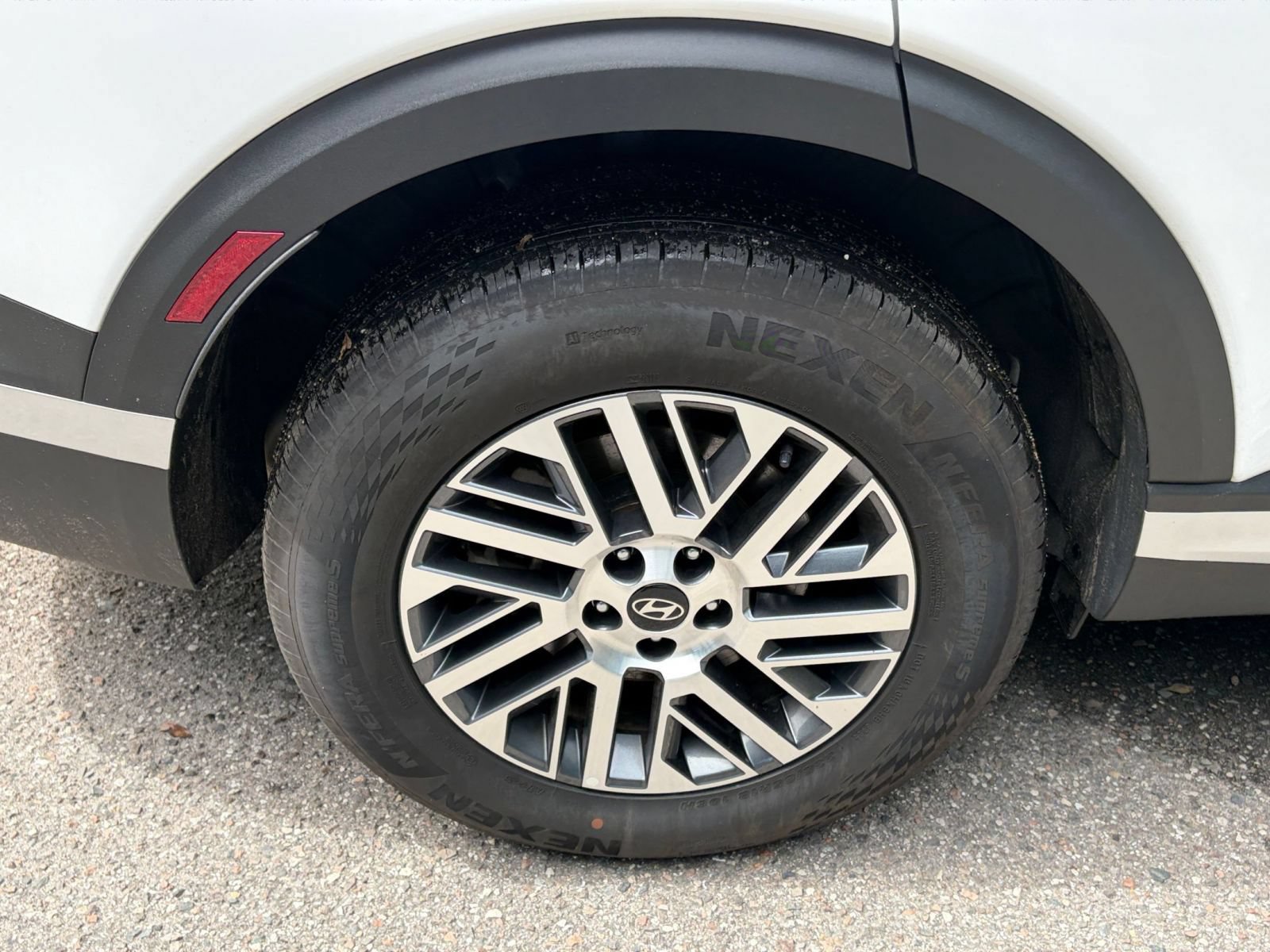 Used 2026 Hyundai Palisade SEL AWD/4WD image 33