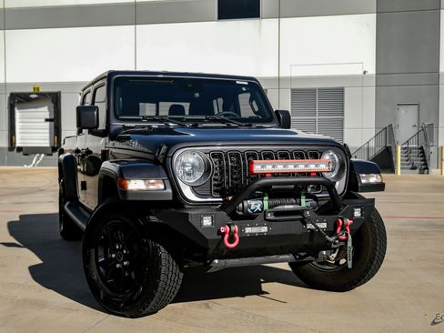 Used 2024 Jeep Gladiator Sport image 20