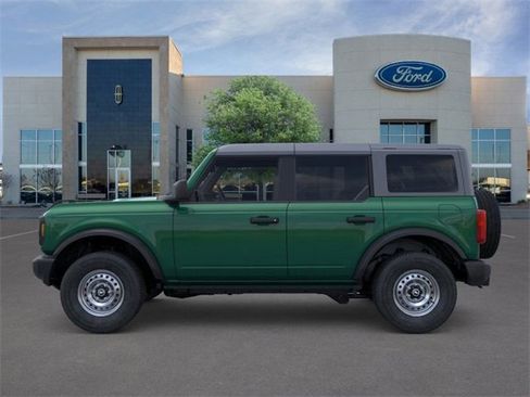 New 2025 Ford Bronco 4-Door image 3