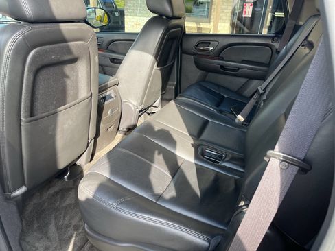 Used 2013 Chevrolet Tahoe LT image 25
