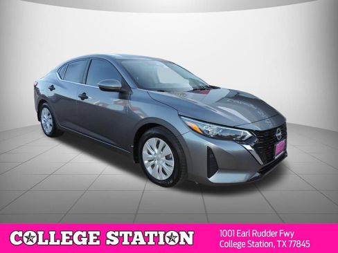 Used 2024 Nissan Sentra S FWD image 3