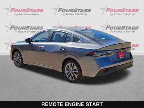 New 2026 Nissan Sentra SL w/ Floor Mat Package FWD image 7