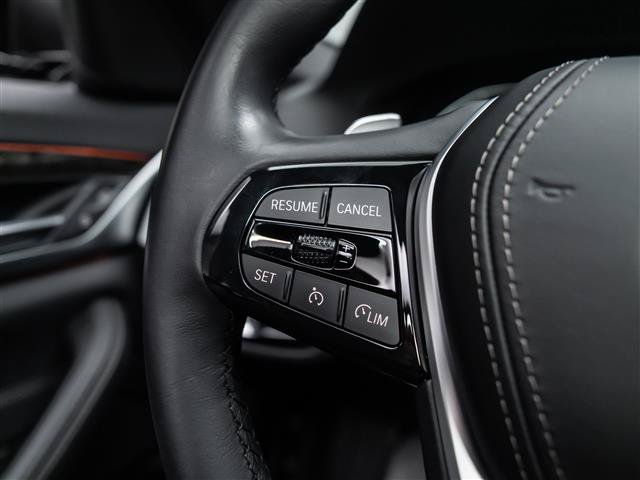 Used 2023 BMW 540i w/ Convenience Package RWD image 22