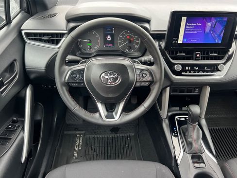 Certified 2024 Toyota Corolla Cross AWD Hybrid image 15