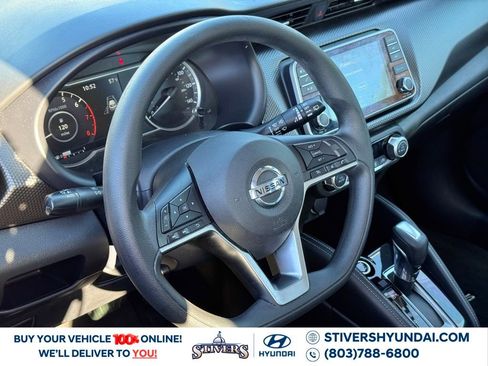 Used 2020 Nissan Kicks SV image 19