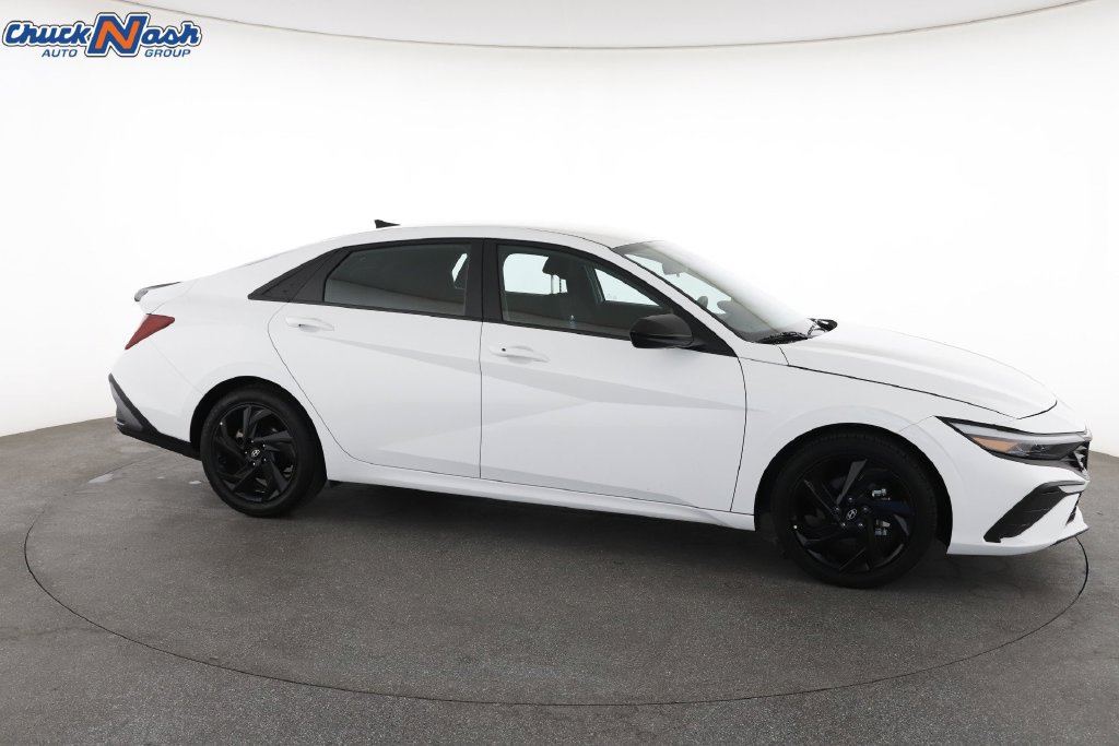 Used 2026 Hyundai Elantra Sport FWD image 15