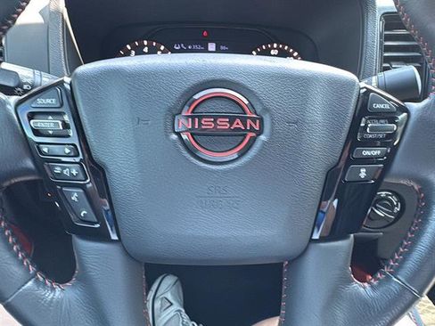 Used 2024 Nissan Frontier PRO-4X w/ Pro Premium Package image 15